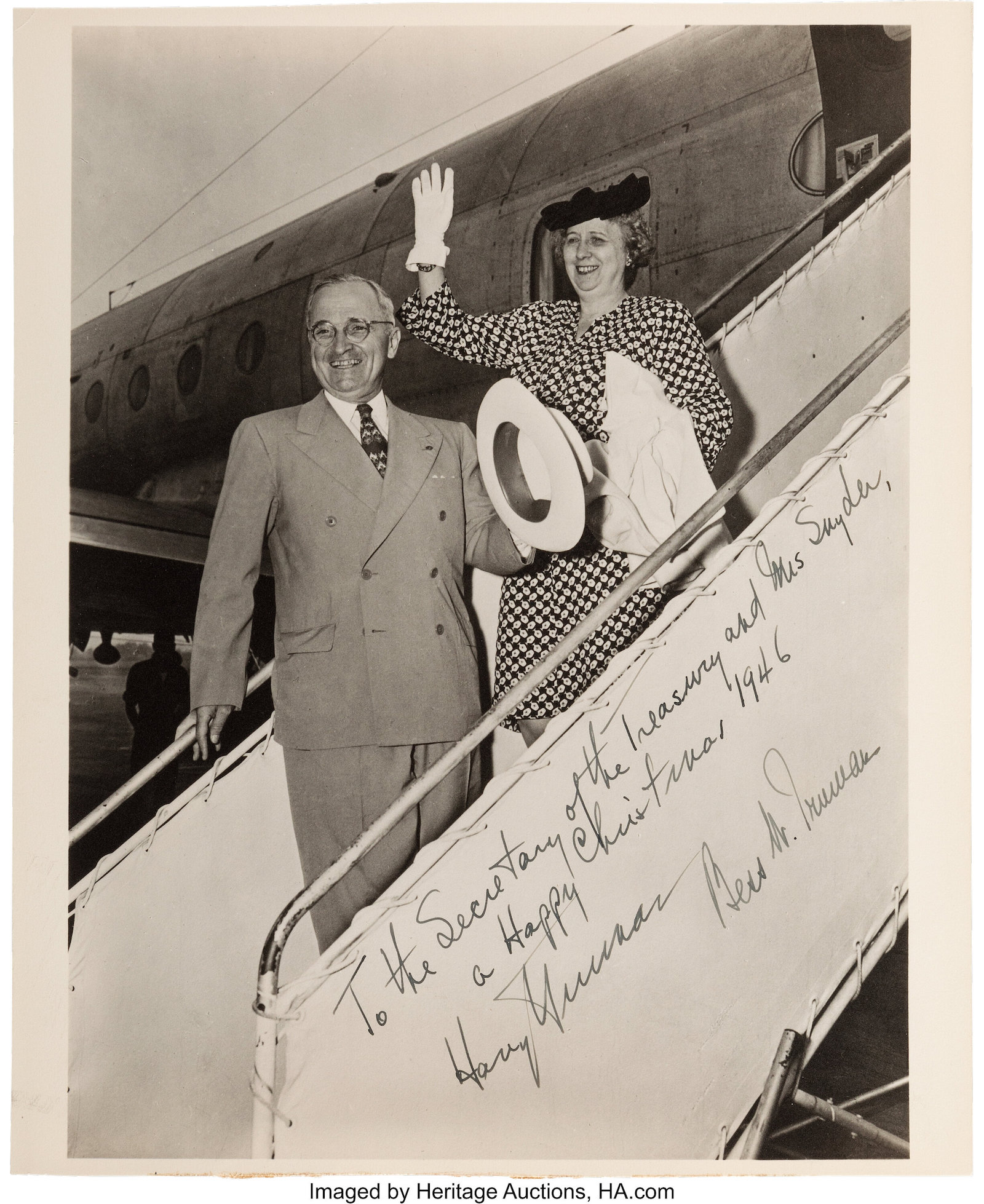 Harry S and Bess Truman Signed Photograph 1946 Christmas Gift