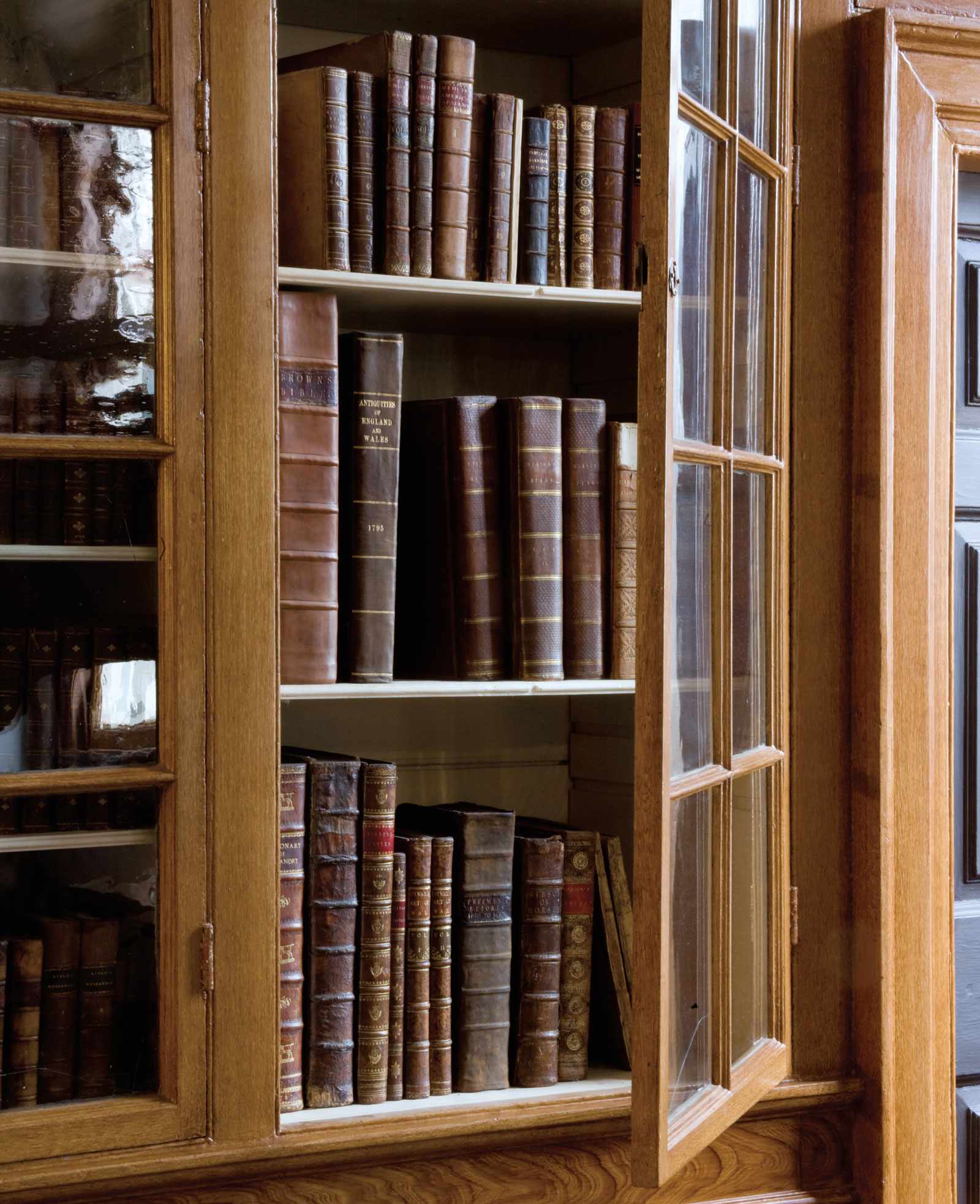 The bookshelves in Washington’s study