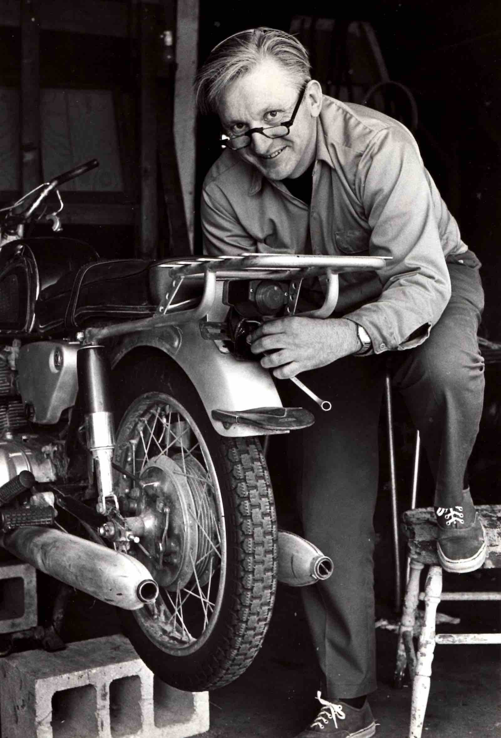 Pirsig and his 1966 Honda Super Hawk