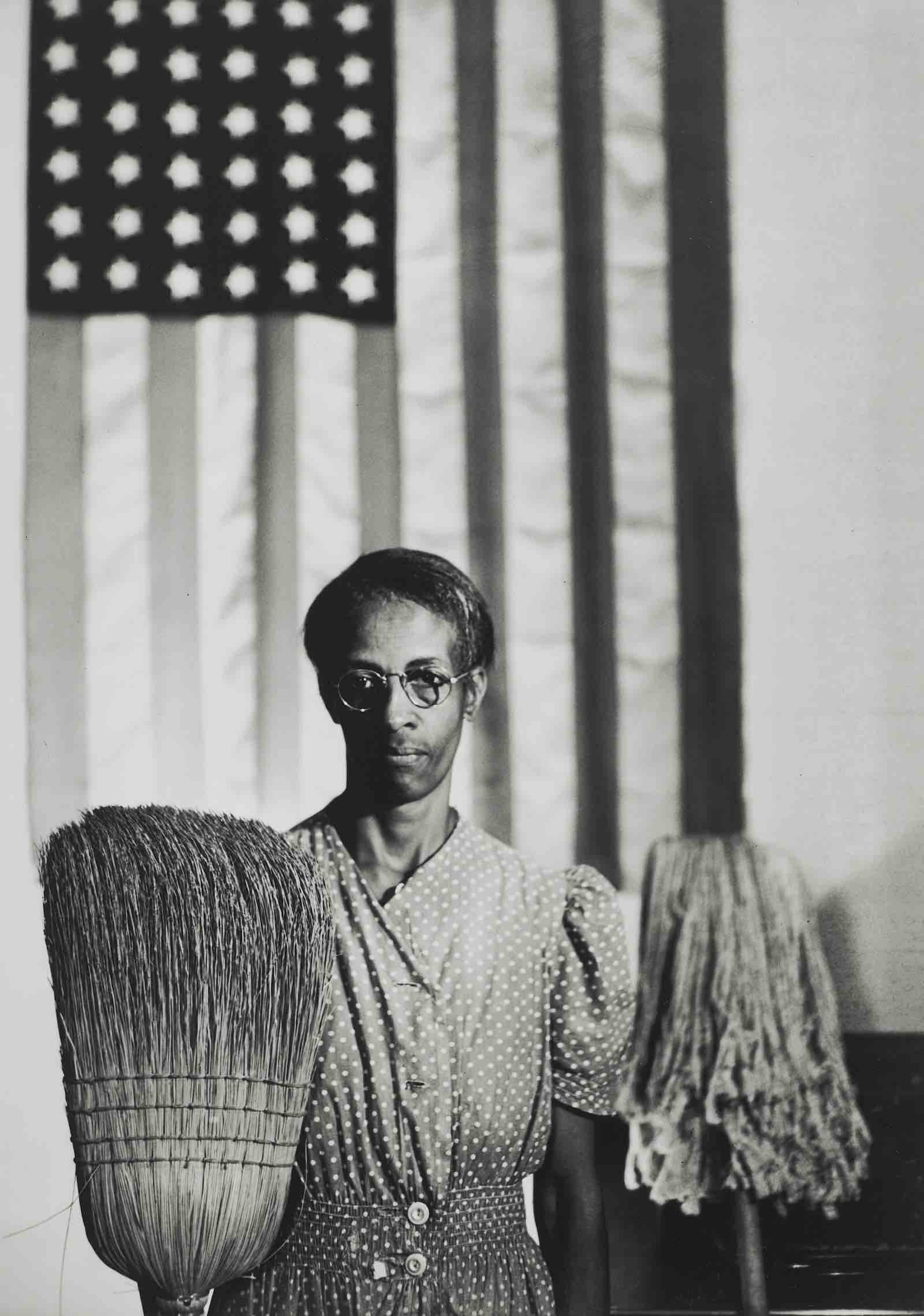 Gordon Parks, American Gothic, Washington D.C., 1942